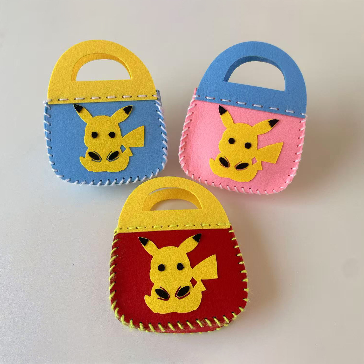 Paquete de dibujos animados no tejido para niños DIY dibujos animados estereoscópicos pegados juguetes para niños paquete de material personalizado