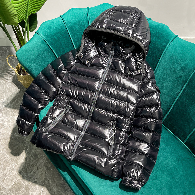 Mengjia Women's down Jacket 2025 New High-End Classic Model, Lightweight and Thin Hooded Jacket, Must-Have Mengjia Style