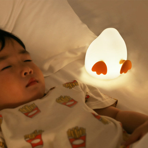 New Product Creative Cute PP Duck Sleepy Night Light USB Charging Phone Stand Soft Silicone Pat Pat Night Light