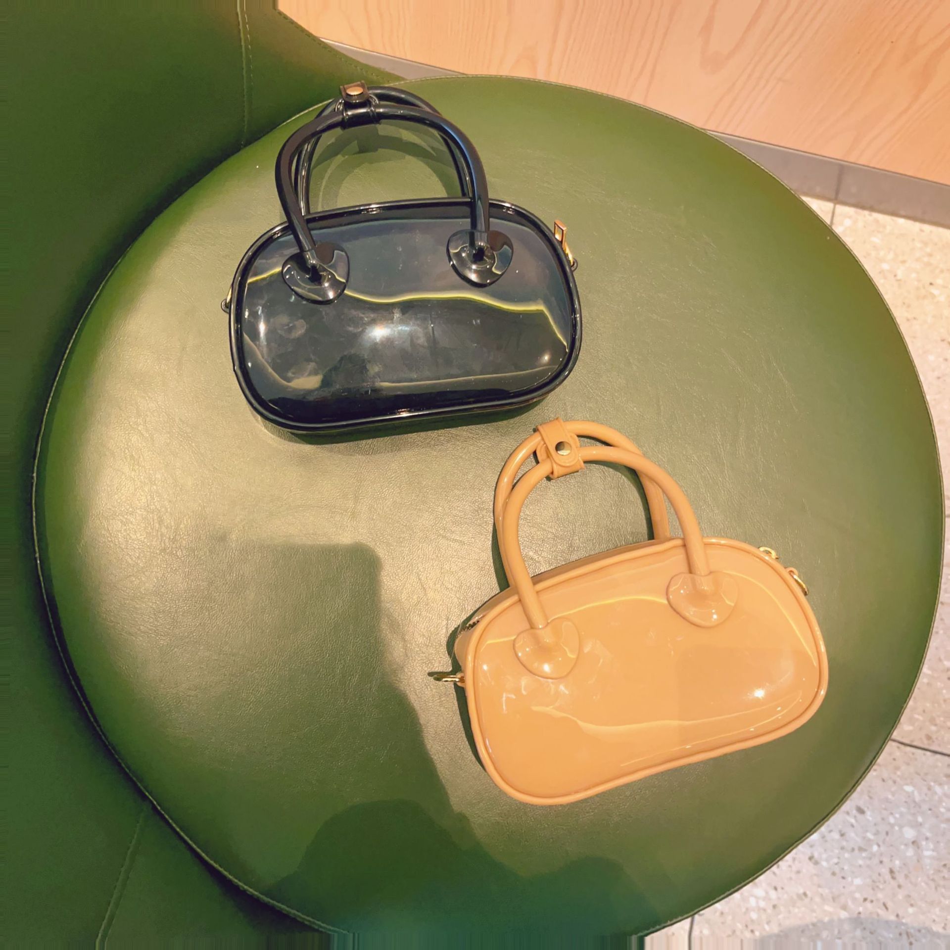 2025 New PVC jelly bag, summer candy color, single-shoulder crossbody mini bag, fashionable hand-held pillow women's bag undefined