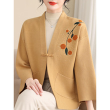 新款妈妈春装针织开衫洋气50岁中老年女春秋短款毛衣外穿V领外套