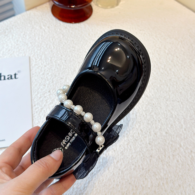 Zapatos de niñas zapatos de princesa para niños 2025 nuevo espectáculo de otoño zapatos de cuero pequeños zapatos de cuero de suela suave para niños grandes