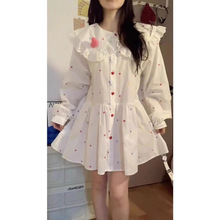 春秋刺绣爱心木耳边大码减龄娃娃领白色衬衫裙子女宽松长袖连衣裙