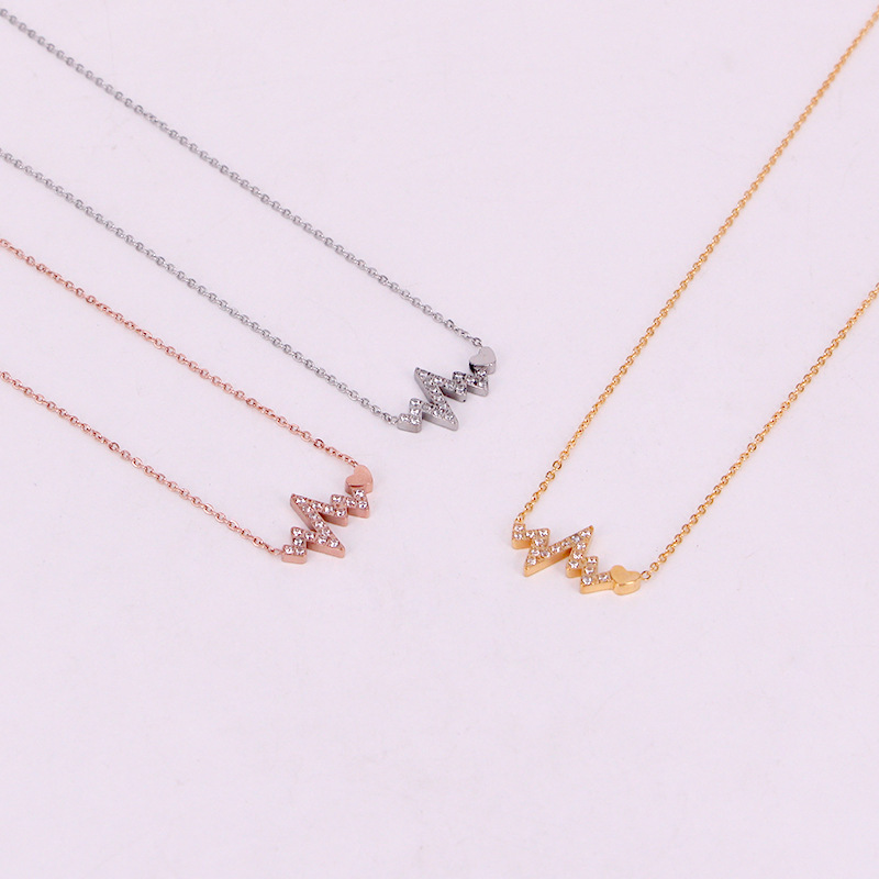 Collier pendentif ecg battement de cœur en strass ras de cou_voghion.com