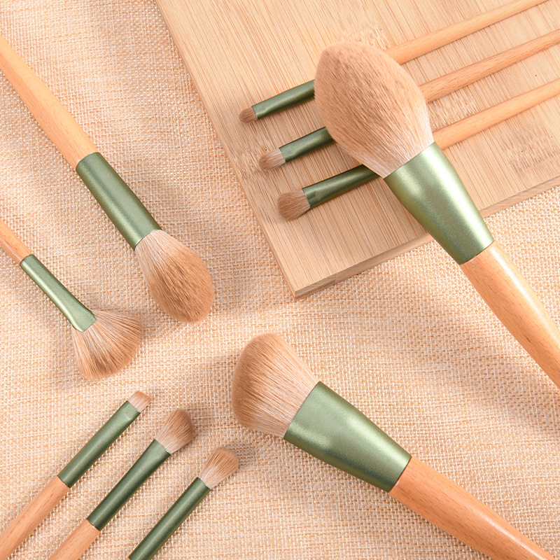 Simple Style Artificial Fiber Wood Aluminum Wooden Handle Makeup Brushes Makeup Tool Sets display picture 6