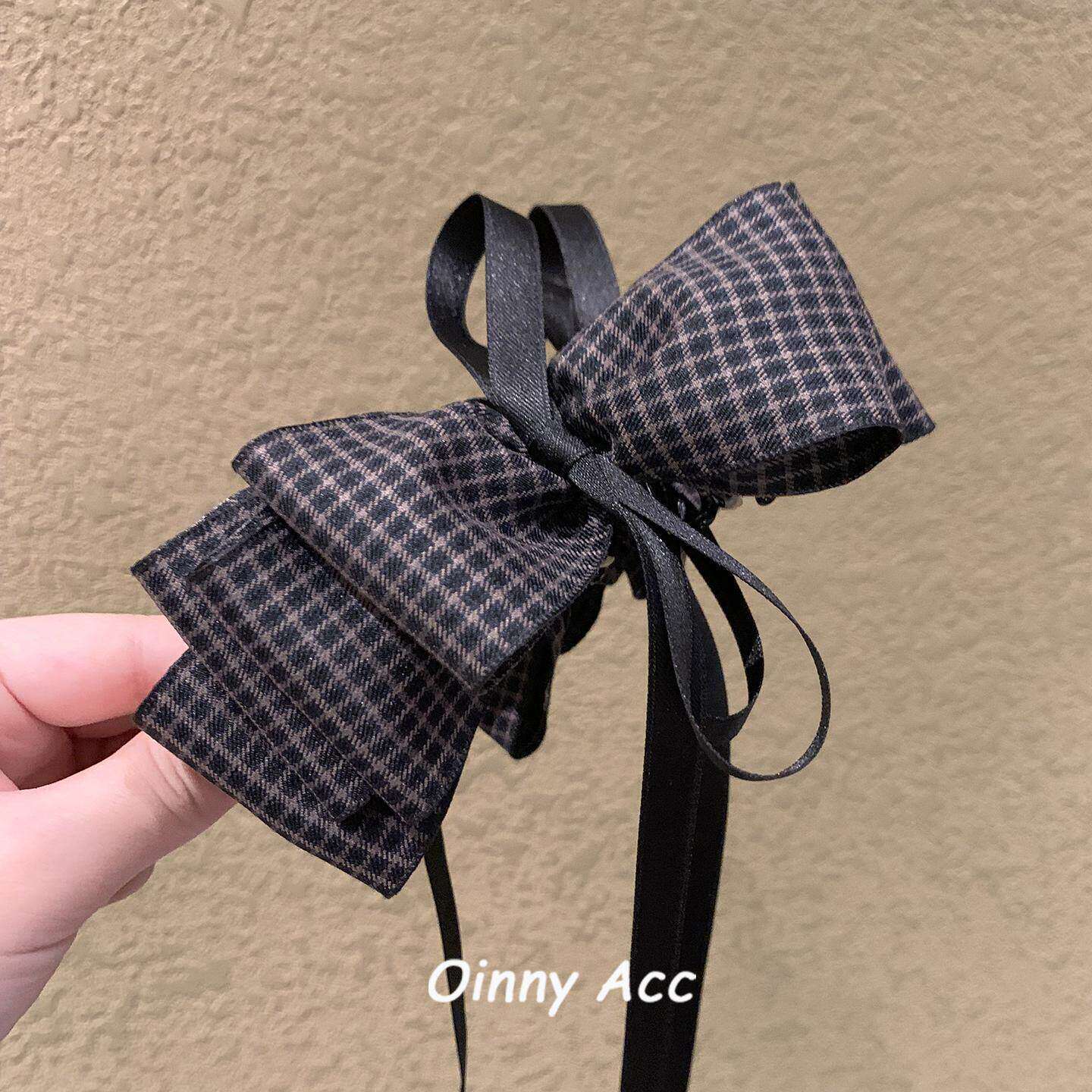 1# black plaid banana clip, approximately 13cm