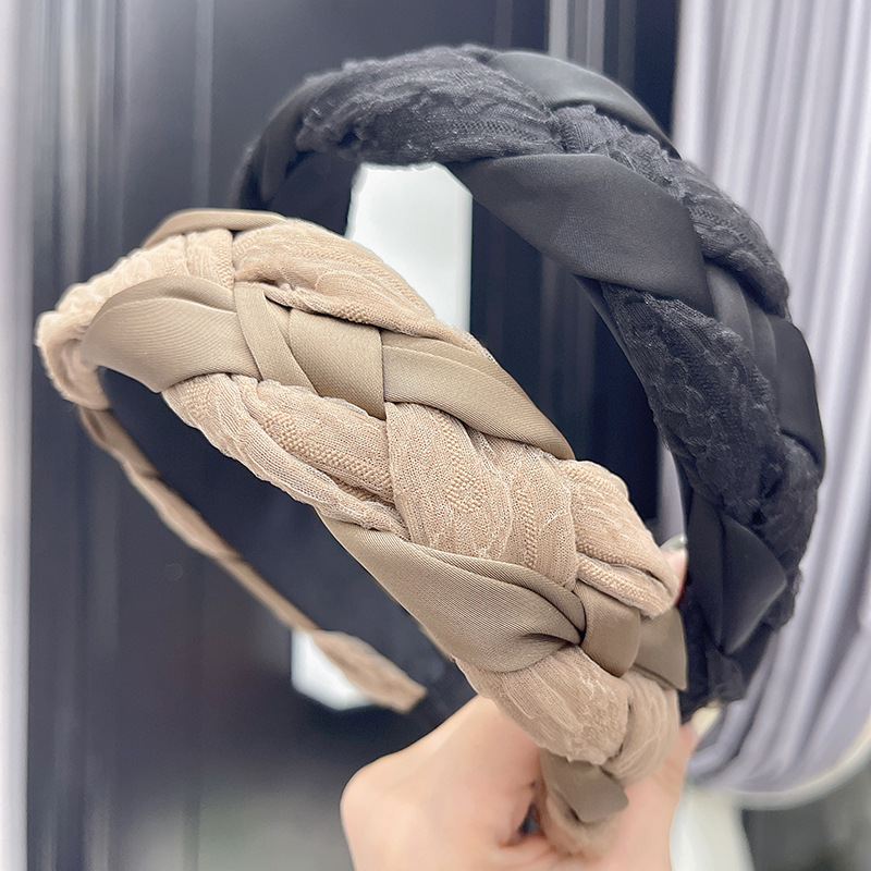 demi-season brand retro headband with pigtail