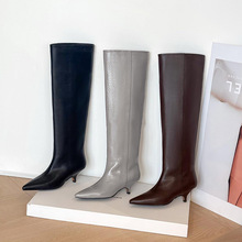 真皮极简欧美风过膝靴女2025新款复古猫跟轻熟风气质长靴宽筒显瘦
