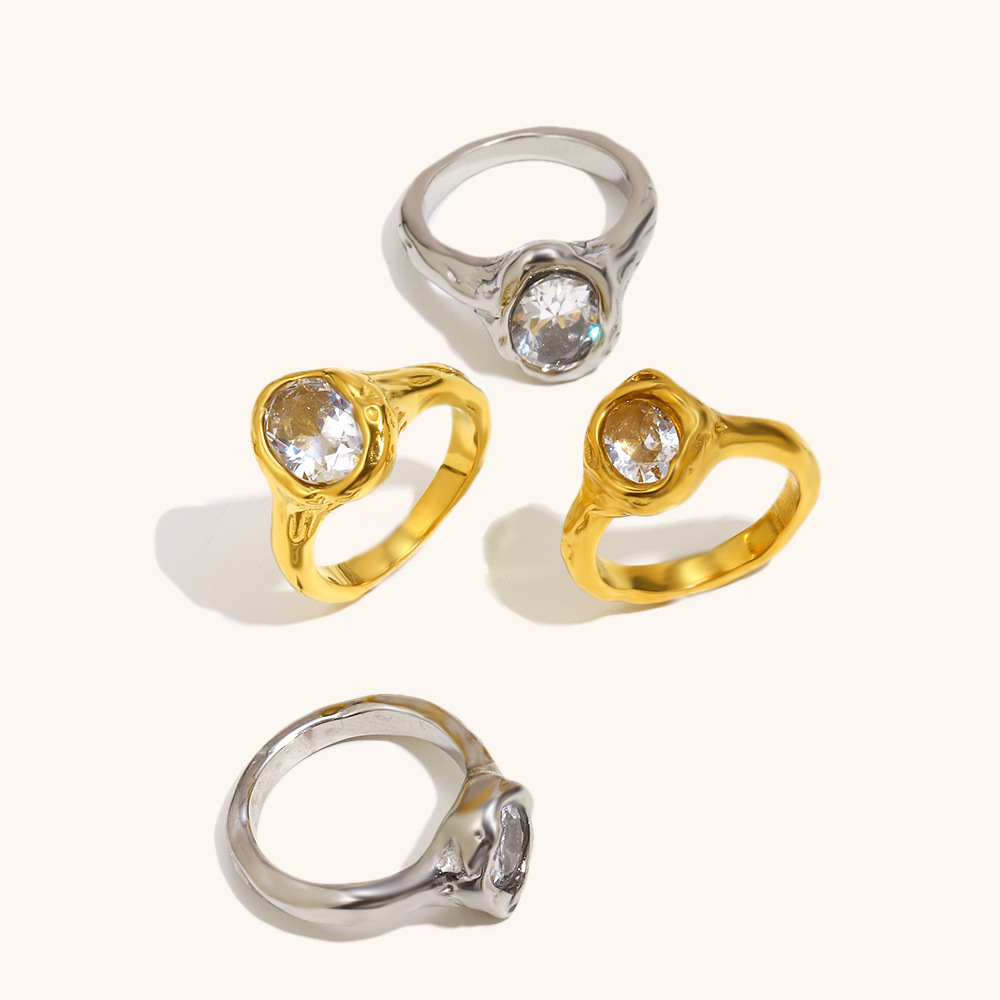 Anello di design scintillante per donna, elegante e comodo_voghion.com