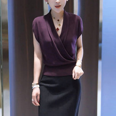 西洋のトレンディな夏のファッション、軽くて成熟したスタイル、2025年の新しいスタイル、美しいデザイン、カジュアルな気質、多用途の女性用シャツ