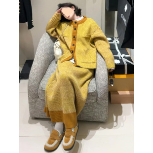 小香风开衫两件套Satin-trimmed Metallic Kint Cardigan and Suspender Top