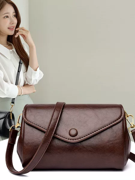 Four Seasons New Women's Bag Vegetable Tanned Leather Crossbody Bag Texture Small Square Bag Fashionable Versatile Retro Crossbody Bag Available in Multiple Colors