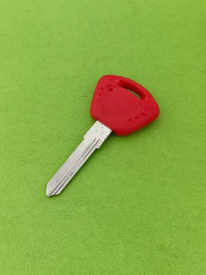Universal – Motorcycle Key Triumph Universal 004