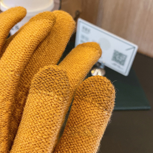 Winter Warmth Insulated Knitted Woolen Fingerless Gloves for Students, Thickened and Fleece-lined, Cold-resistant Riding Patterned Touch Screen Women's Gloves
