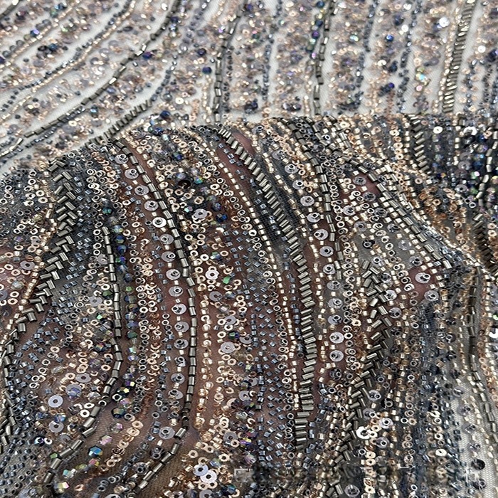 Tela de encaje de alta gama con bordado de cuentas personalizado, tela de encaje de moda para vestido de novia de estilo francés de lujo. image 3