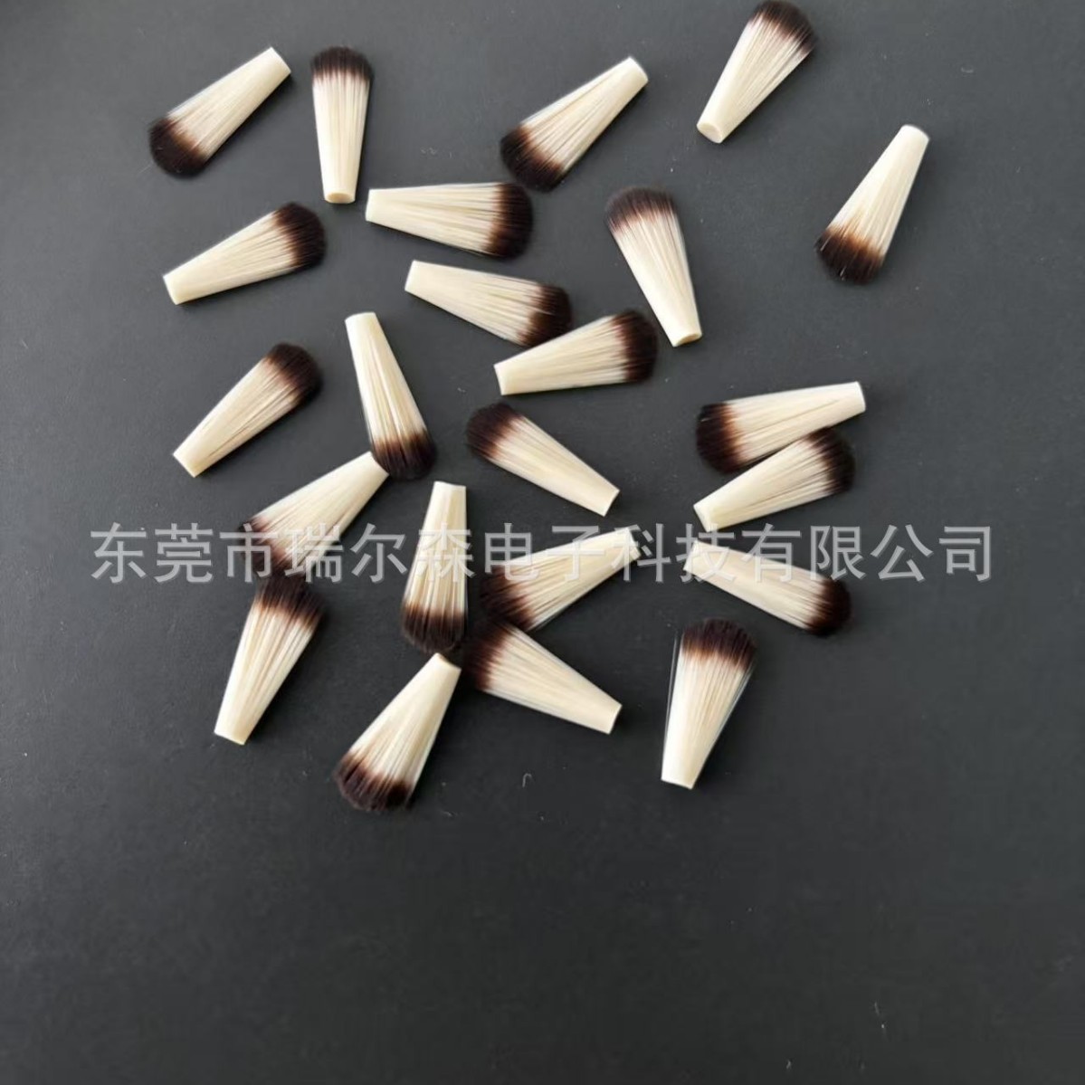 ��ݸëˢ���Ҵ����ֻ�ֱ��ֱ������ˢͷ����ˢͷ���ں�ˢˢͷ