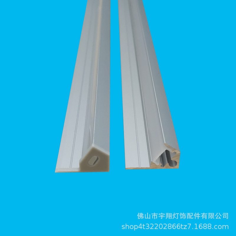 lámpara de línea LED de aleación de aluminio en forma de V, lámpara de aluminio negro, lámpara de armario de exhibición de 45 grados, barra de luz inclinada