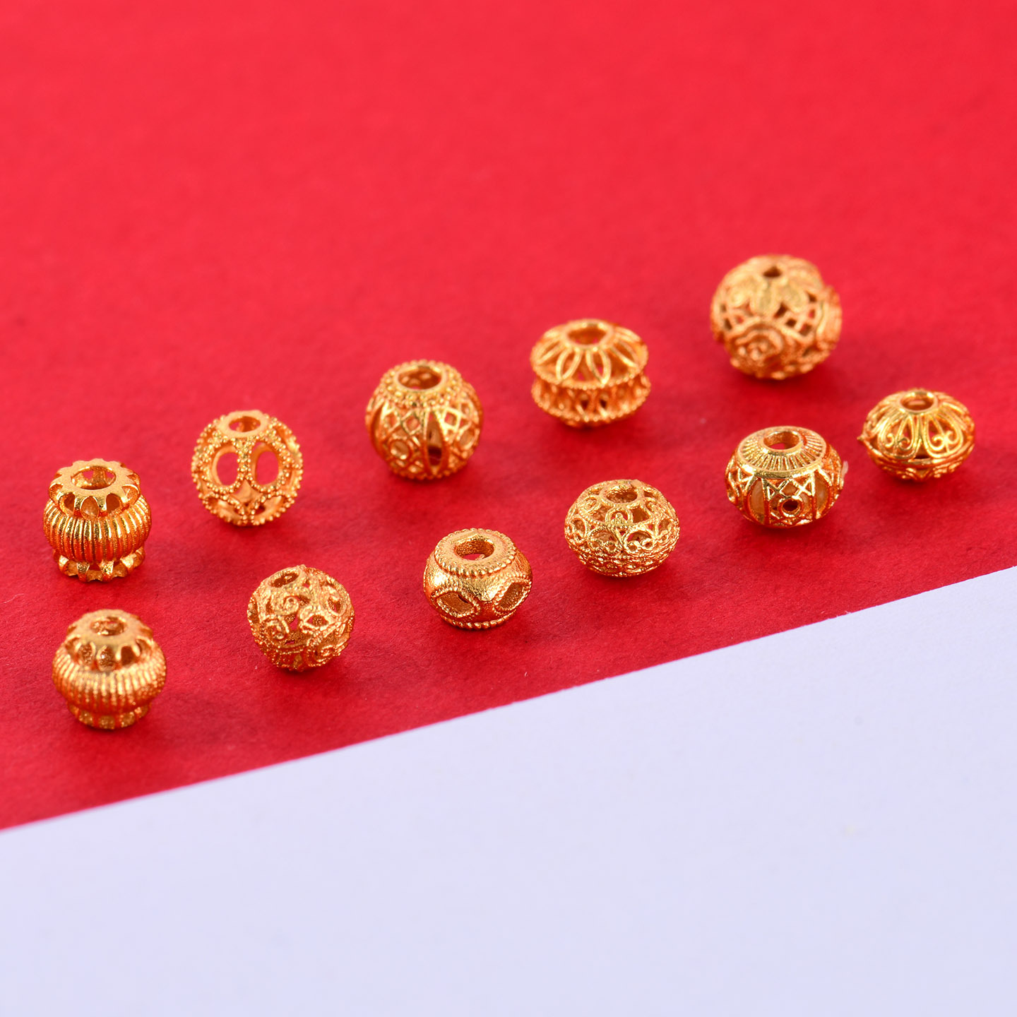 Ancient-Style Copper Plated with 24K Real Gold Hollow Ball Flower Bead Spacer DIY Bracelet Necklace Bead Cloud Pattern Accessories with Strong Color Retention