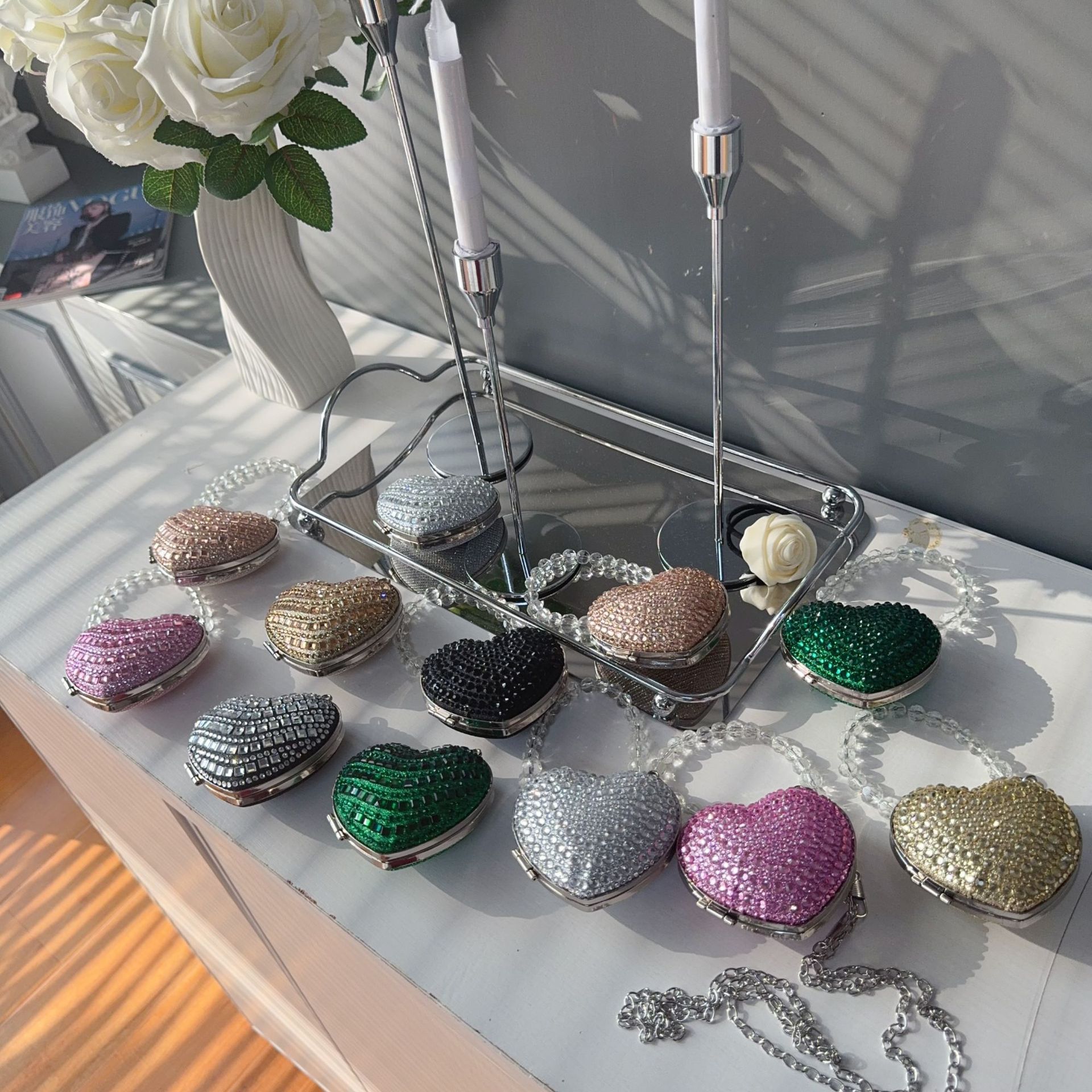 2025 High-end Fashion diamond-encrusted Full Diamond Evening Bag, Small, exquisite and shiny dress bag, Light luxury Dance Party Bag full figure