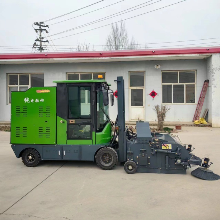 小型环卫电动扫地车驾驶式清扫车三轮物业工厂车间小区道路扫路车