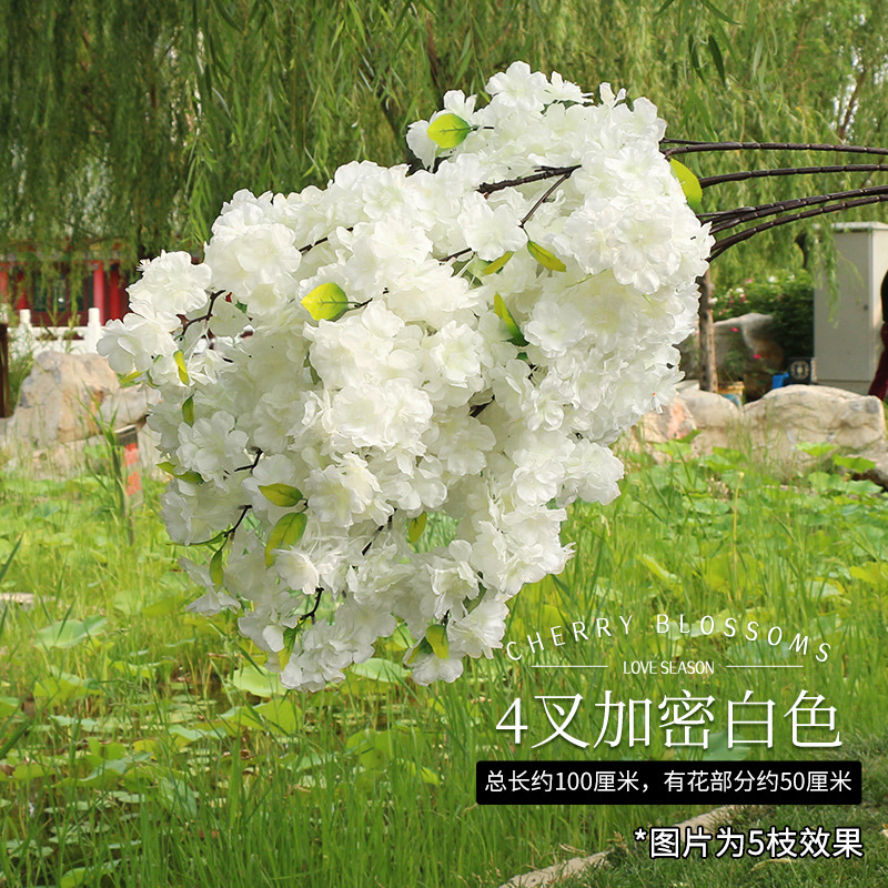 Ramas de Sakura con flores artificiales de tres puntas para decoración de interiores y exteriores en centros comerciales, ramas de flores de seda con enredaderas de cuatro puntas y tallos extendidos.