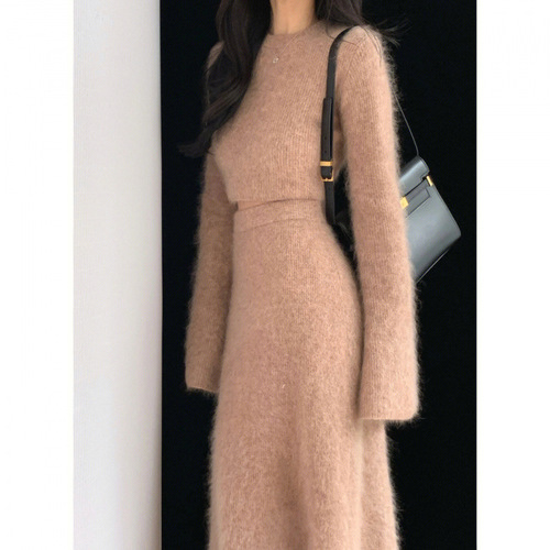 Gentle Breeze Autumn Set for Women - French Fashion, Niche, Short-Sleeve Hooded Top + High-Waisted A-Line Skirt Two-Piece Set