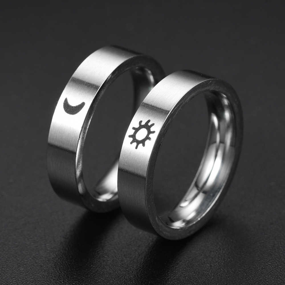 Fashion Titanium Steel Matte Sun Moon Couple Ring Wholesale Nihaojewelry display picture 4