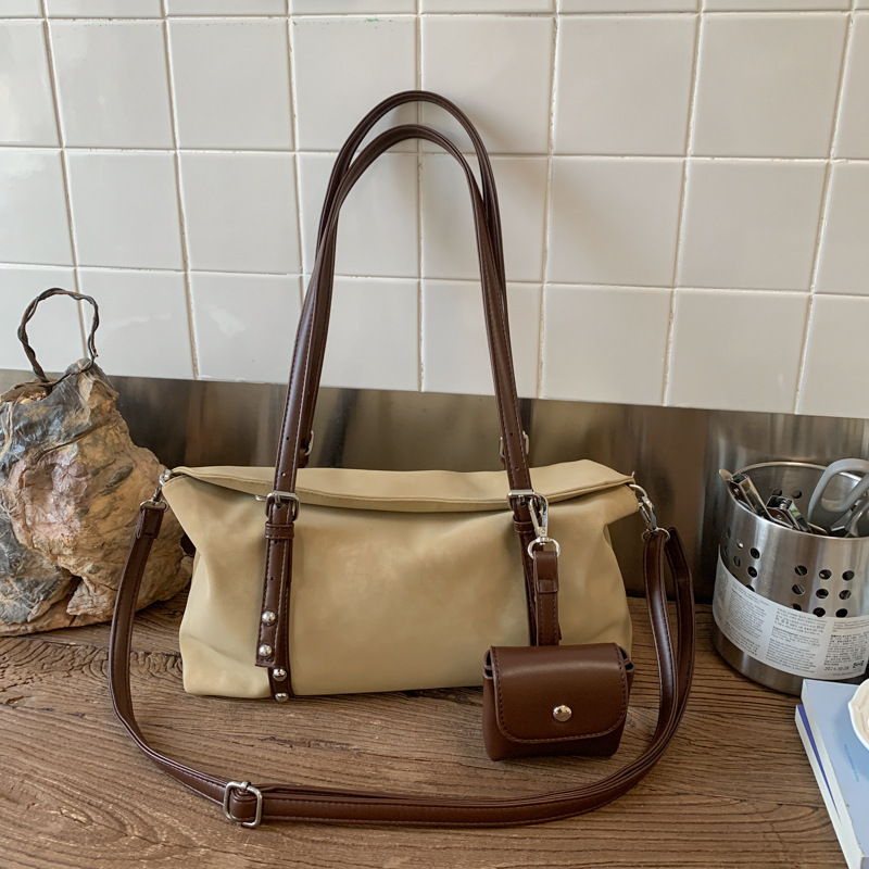 Korean Style Casual Maillard Retro Armpit Bag for Women 2025 Winter New Large Capacity Work Commuter Handbag Korean Style Casual Maillard Retro Armpit Bag for Women 2025 Winter New Large Capacity Work Commuter Handbag