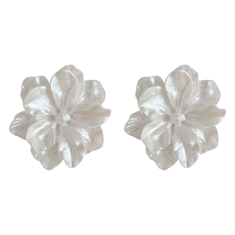 White small design retro earrings, flowered, 2023 collection