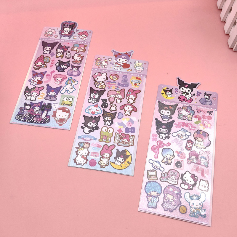 18枚の非繰り返しレーザー防水ステッカー、ハンドブックステッカー、かわいい漫画のキャラクターおもちゃ、サンリオイチゴクマラブ|undefined