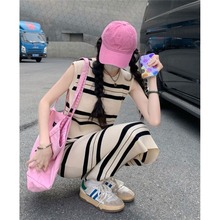 2025年韩版夏季新款黑白撞色条纹连衣裙女气质中长款宽松针织裙子