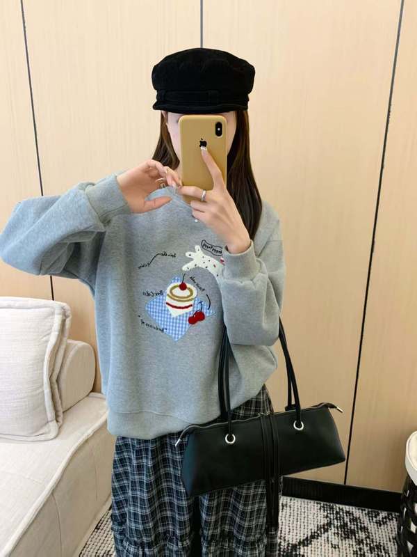 无帽卡通印花圆领落肩卫衣女2025新款秋季暮冬绒圆领刺绣长袖上衣|undefined