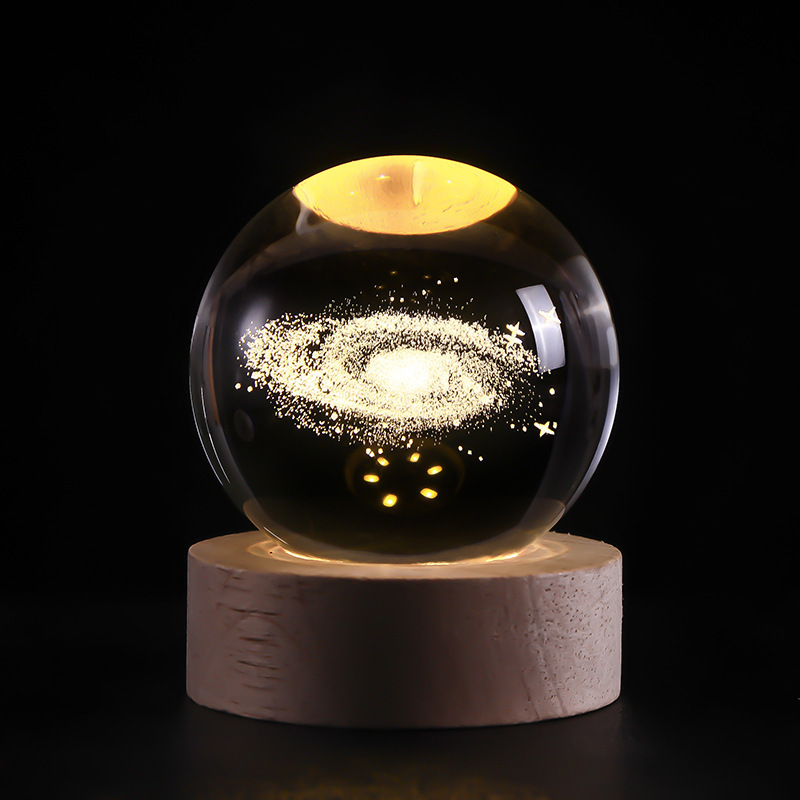 Bola de cristal luminosa, luz nocturna, cielo estrellado tallado en 3D, base de madera maciza, decoración de escritorio creativa, regalo de cumpleaños