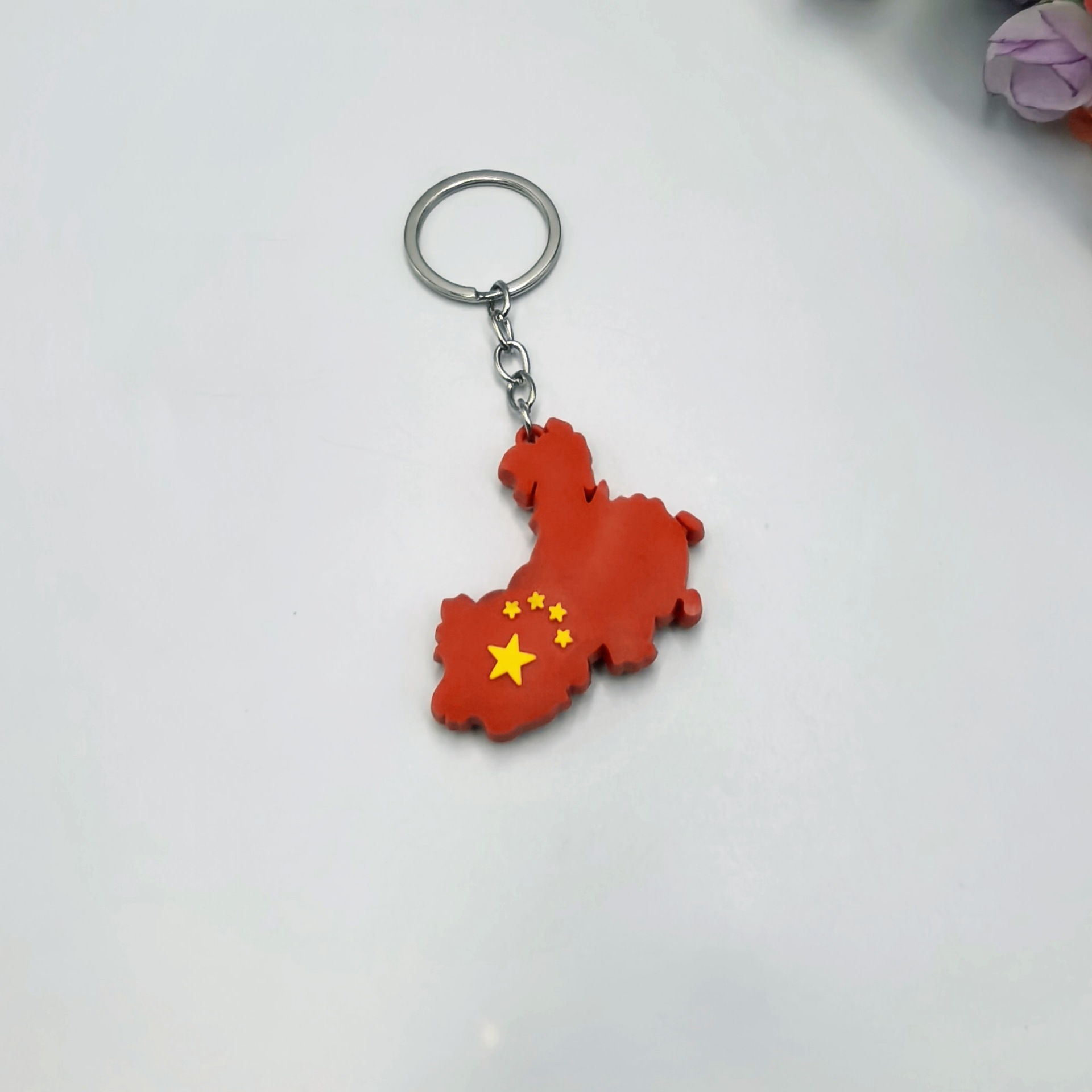 Día Nacional de Año Nuevo Pequeño regalo de amor cinco estrellas bandera roja colgante llavero colgante regalo de recompensa para niños jardín de infantes