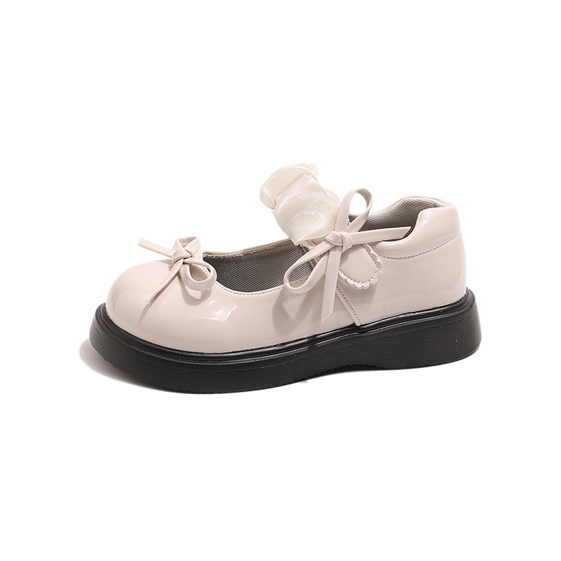 Zapatos de cuero de arco de niñas 2026 primavera y otoño nuevos zapatos casuales poco profundos Lefour estilo británico versátil zapatos Mary Jane