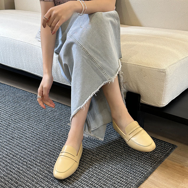 Shoes for summer and autumn