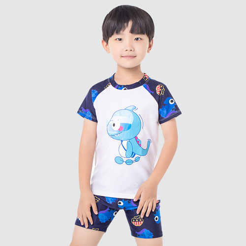 Children's Trendy Swimwear for Boys, Baby Swim Trunks with Sun Protection, Separate Design for Young and Older Children, Swim Gear, One Piece Shipping