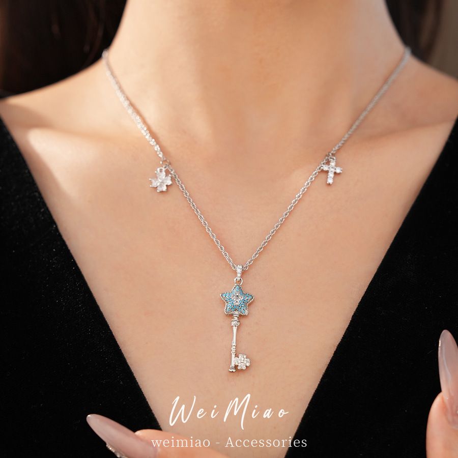 Flores de zircon cruces de estrellas collares de llaves lujosos nichos clavículas personalidad temperamento moda conjunto de joyas