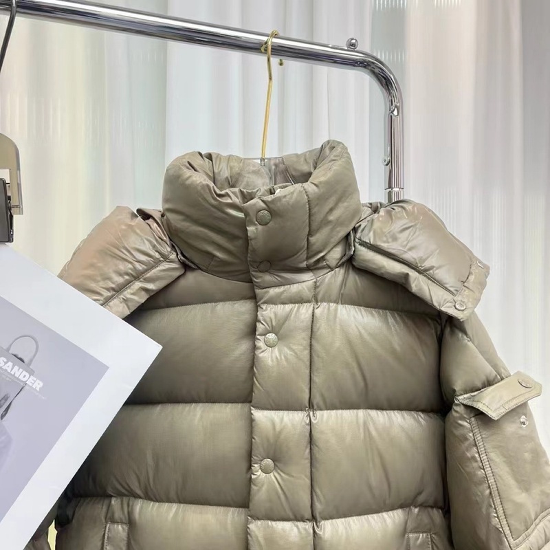 蒙口70周年羽绒服男女情侣款加厚高端货源批发|undefined