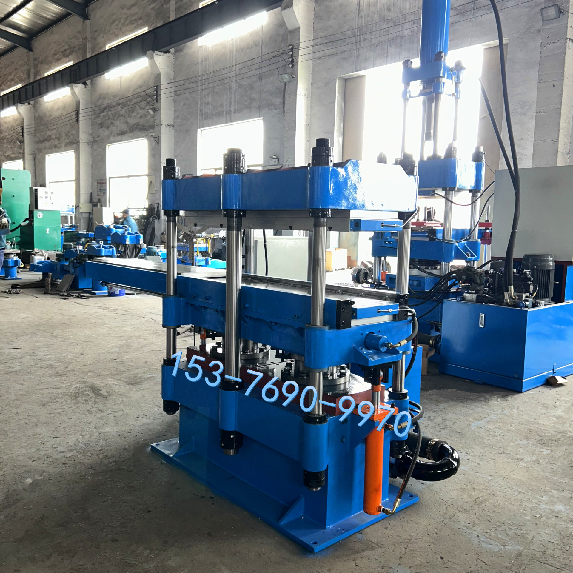 100吨六立柱300X1250mmPLC全自硫化机