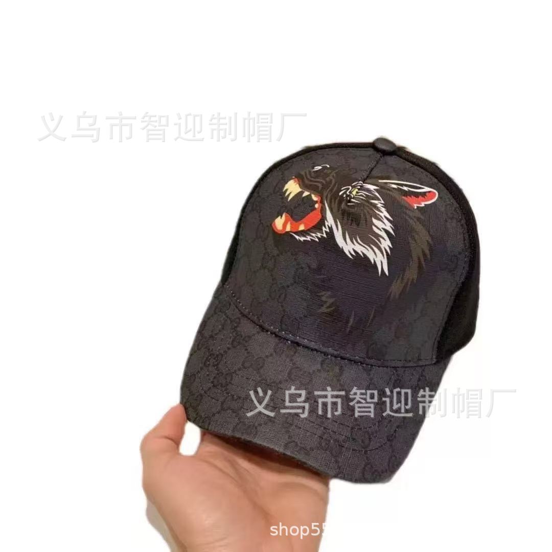 Gucci GG Supreme Wolf Cap Black