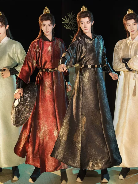 Original Tang-Style Round-Neck Robe Hanfu with Gold Embroidery, Unisex, with Added Velvet Lining, Featuring a Bold Martial Arts Design