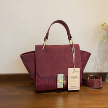 跨境春夏新款磨砂女士小包包欧美链条斜挎包手提复古简约翅膀女包