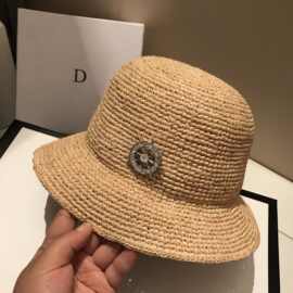法国拉菲草草帽女夏钩针金属胸针水钻遮阳帽女防晒渔夫帽盆帽