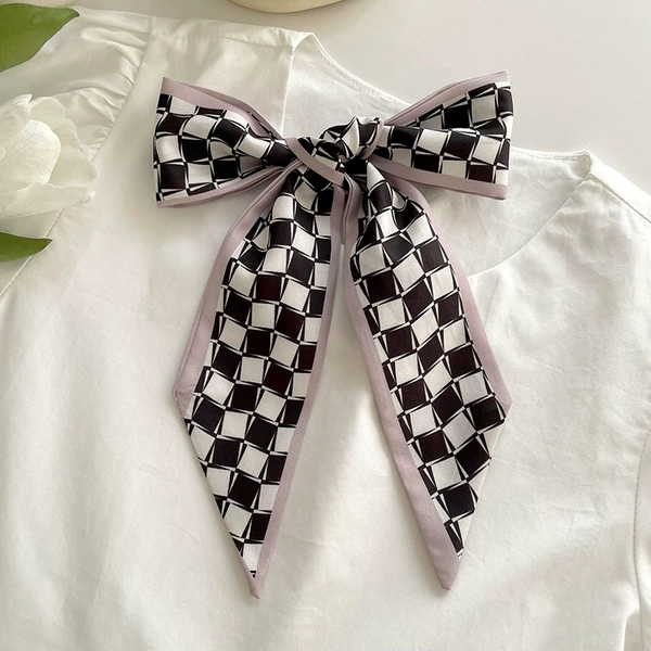 Khaki Black and White Grid