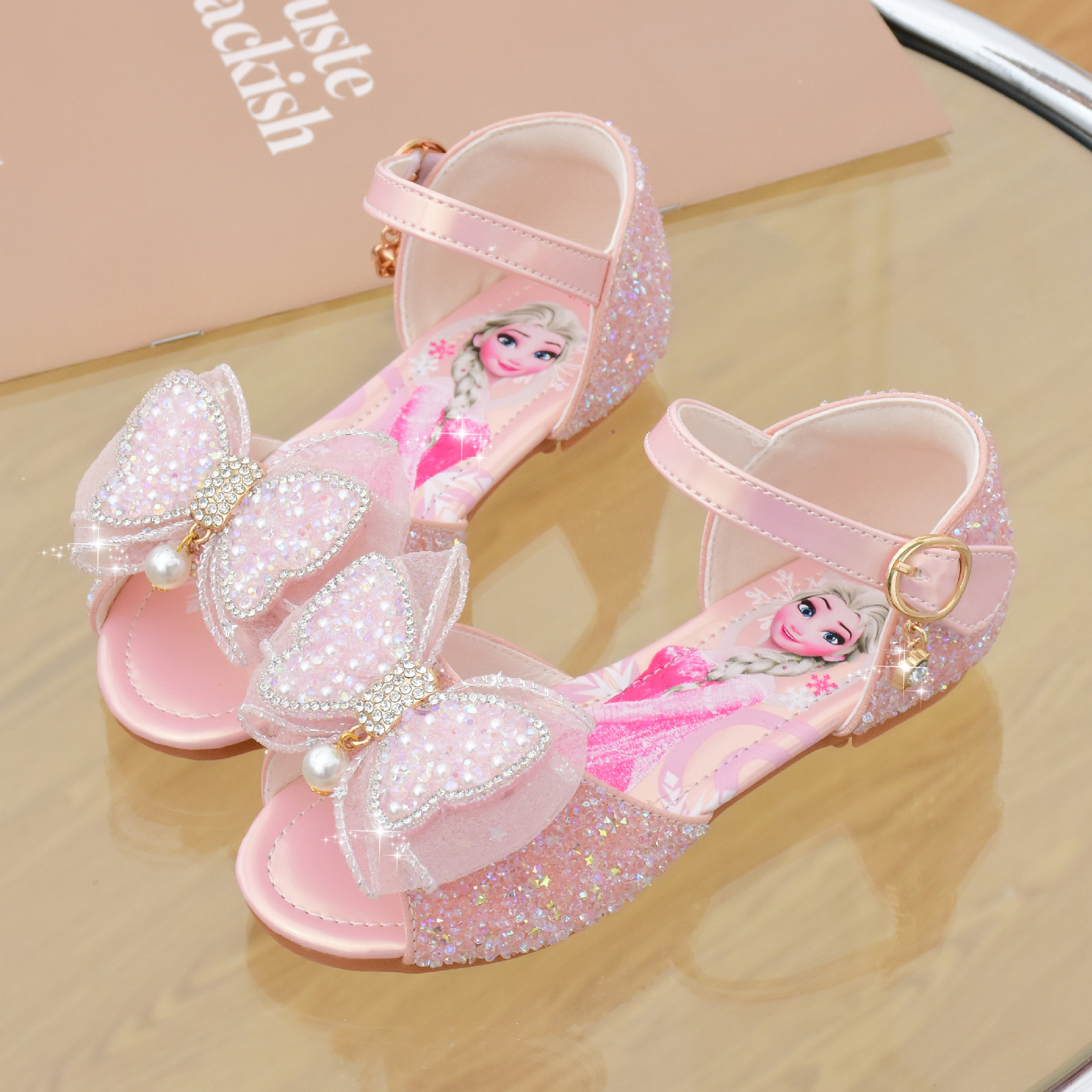 Fábrica al por mayor de los niños zapatos de cristal zapatos de verano Aisha princesa zapatos de bebé de fondo suave sandalias de las niñas zapatos congelados