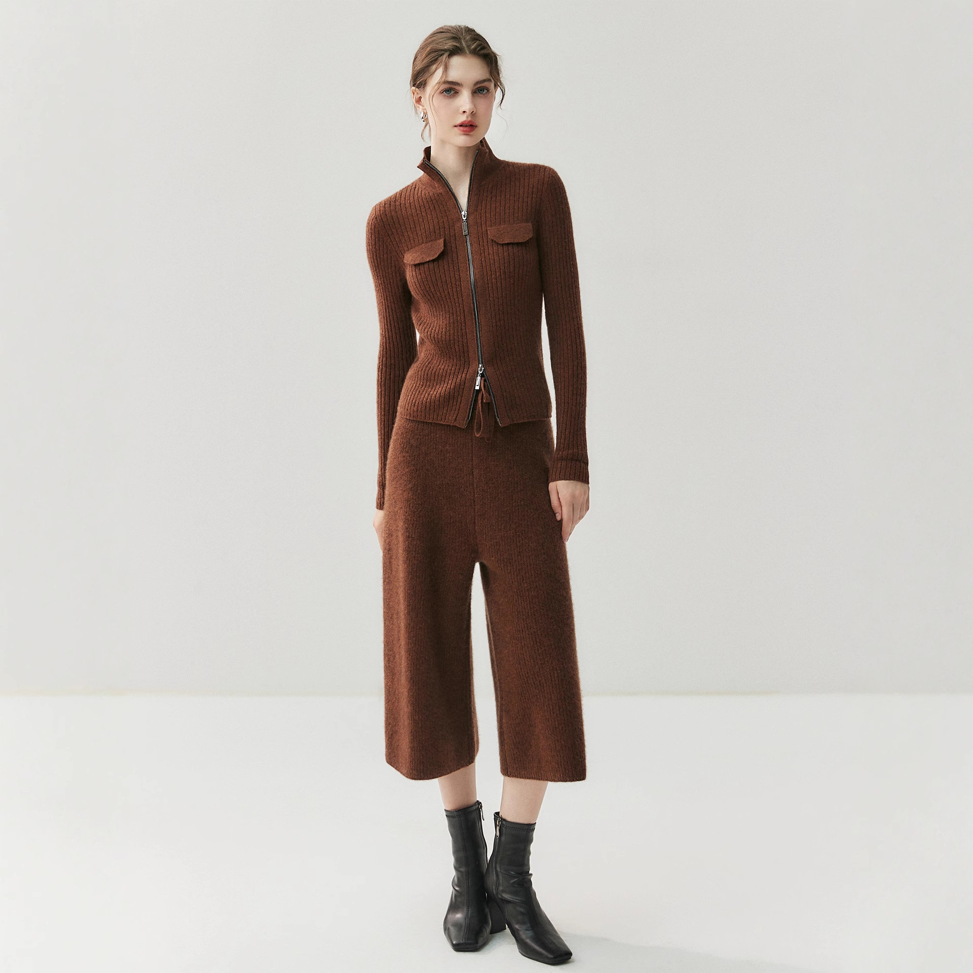 秋冬新款山羊绒衫女高领开衫双头拉链胸前假口袋针织紧身外套套装