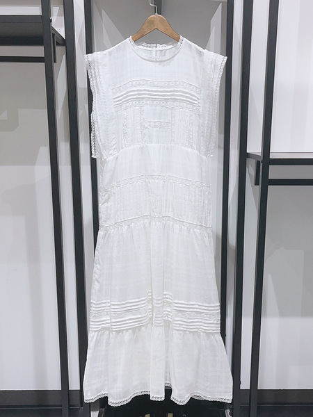 Summer fashionable cute lace dress with a round collar sleevless