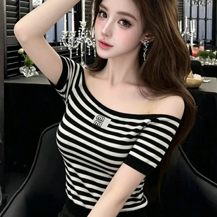 ��������~�ļ��¿�r��ײɫ�l�y����ᘿ���Ů�����������@������