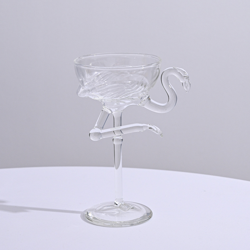 투명한 플라밍고 컵